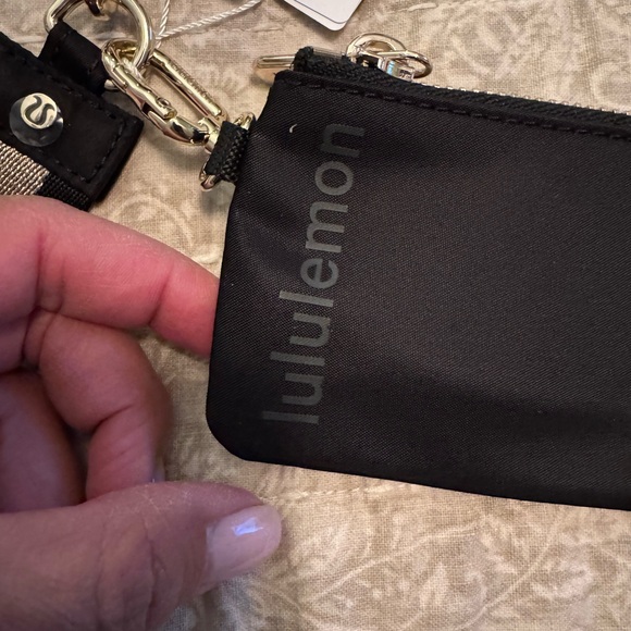 Lululemon Black Hand Pouch - Picture 7 of 7